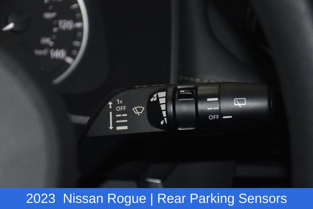 Used 2023 Nissan Rogue SV image 12