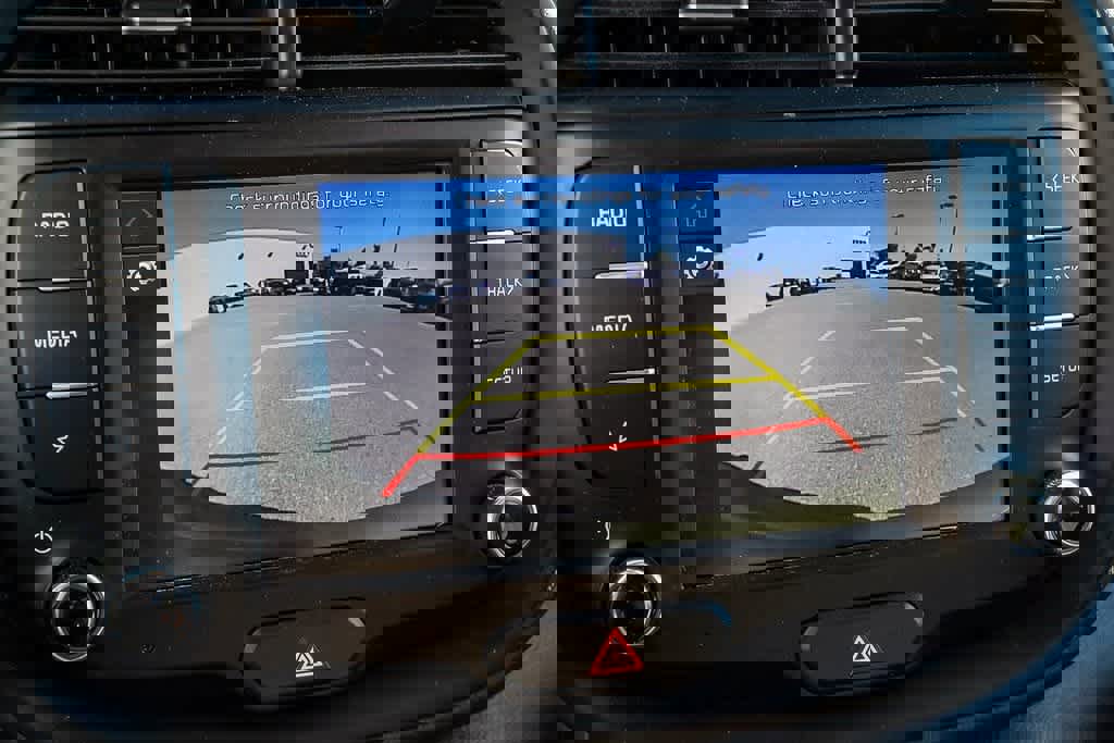 Used 2023 Kia Soul LX w/ LX Technology Package image 24