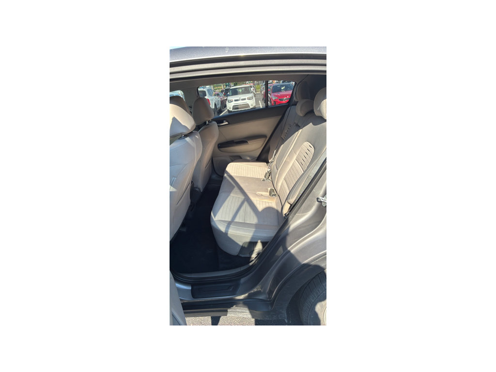 Used 2018 Kia Sportage LX FWD image 10
