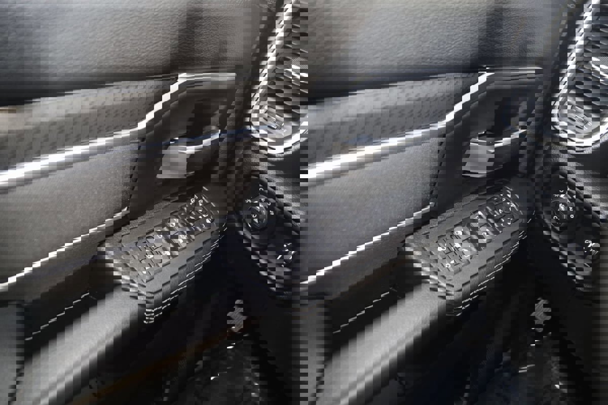 Used 2025 RAM 2500 Lone Star image 25