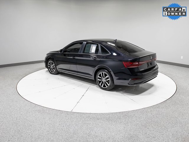 Used 2025 Volkswagen Jetta SE image 31