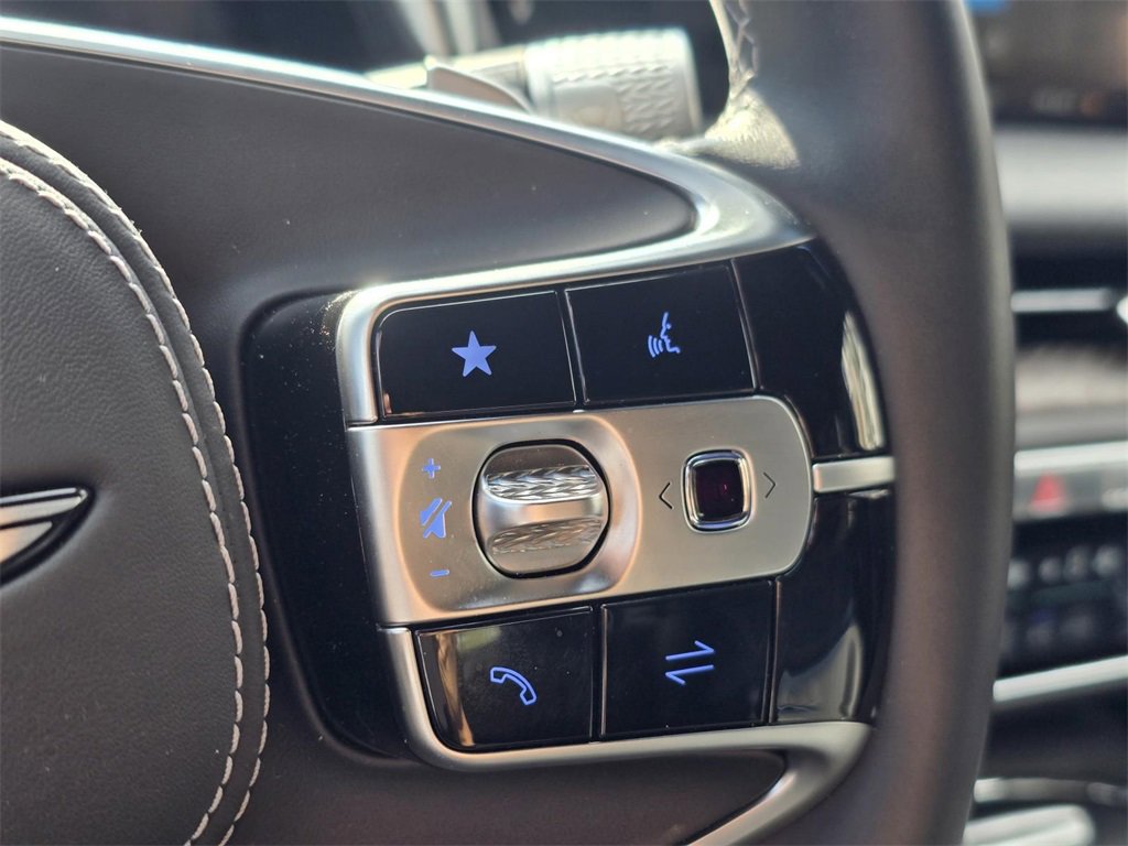 Used 2024 Genesis G90 3.5T image 10