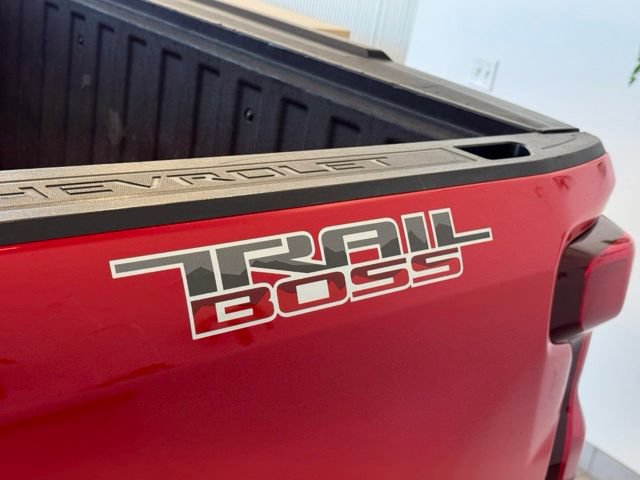Certified 2021 Chevrolet Silverado 1500 LT Trail Boss w/ Convenience Package II AWD/4WD image 44
