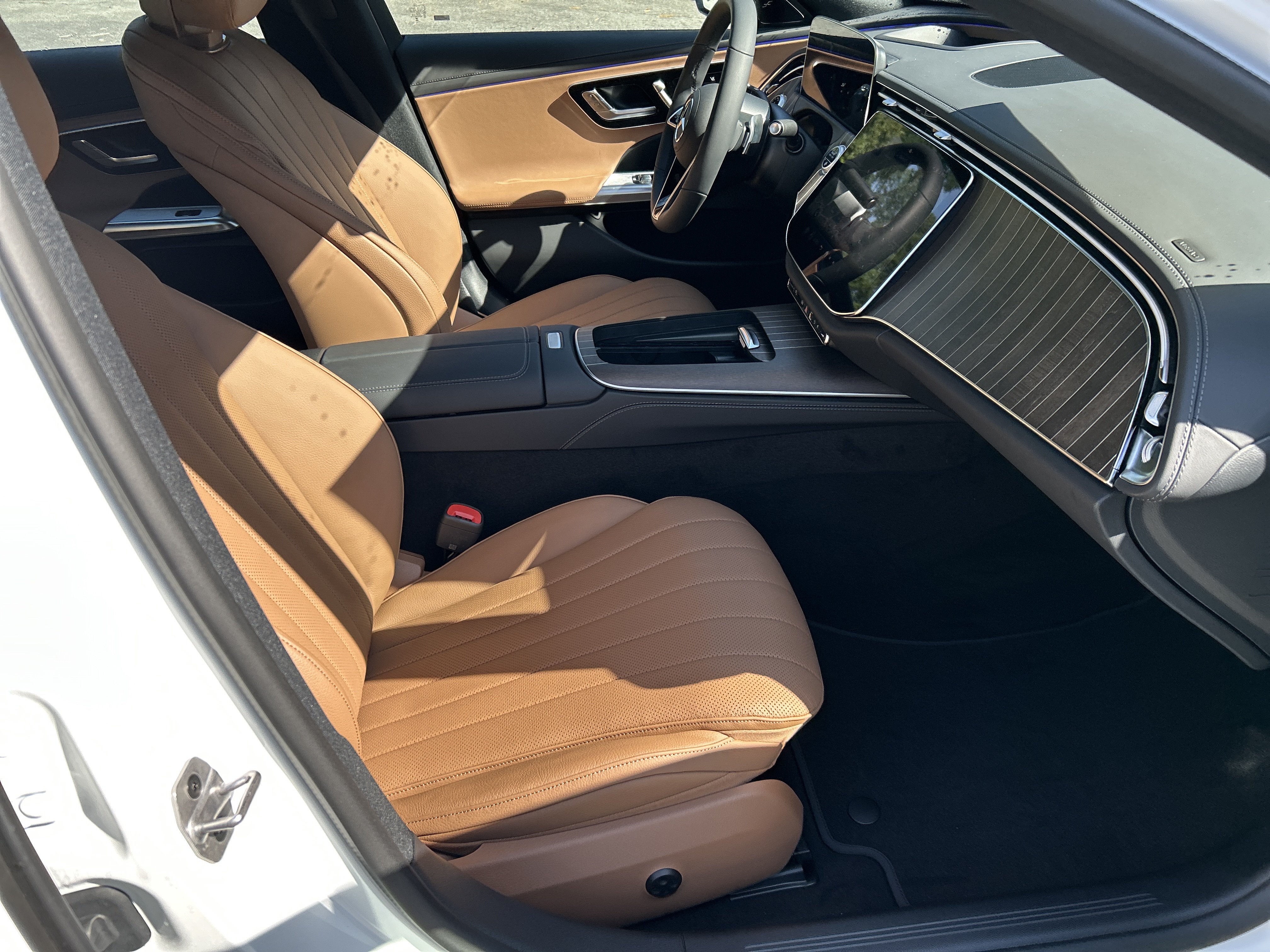 New 2026 Mercedes-Benz E 450 4MATIC Sedan image 44
