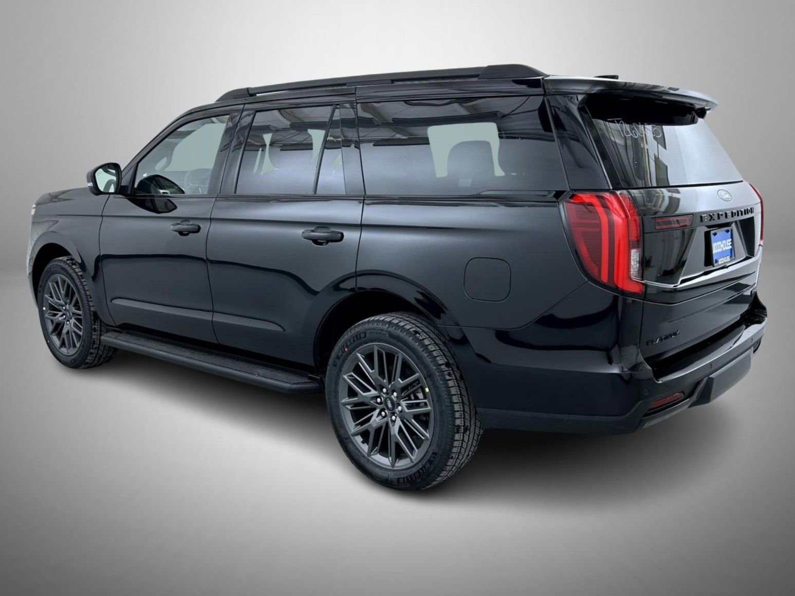 New 2026 Ford Expedition Platinum image 7