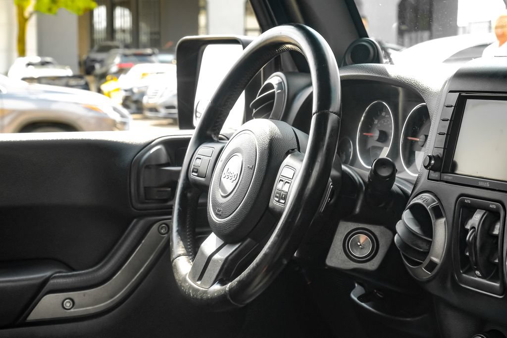 Used 2011 Jeep Wrangler Unlimited Sport AWD/4WD image 10