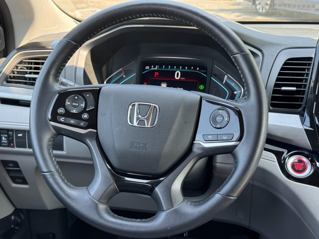 Used 2023 Honda Odyssey Touring image 16