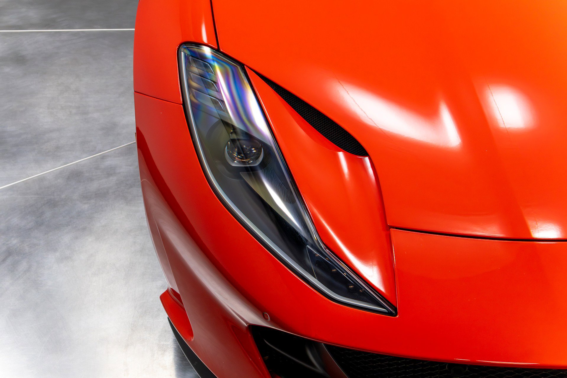 Used 2018 Ferrari 812 Superfast image 52