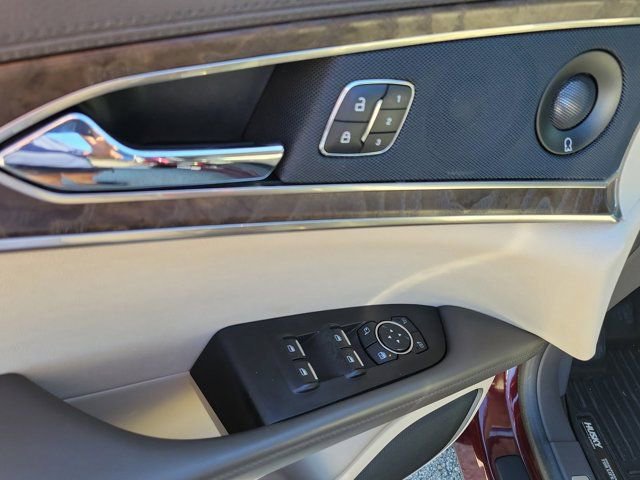 Certified 2019 Lincoln Nautilus Reserve w/ Drivers Assistance Package image 23