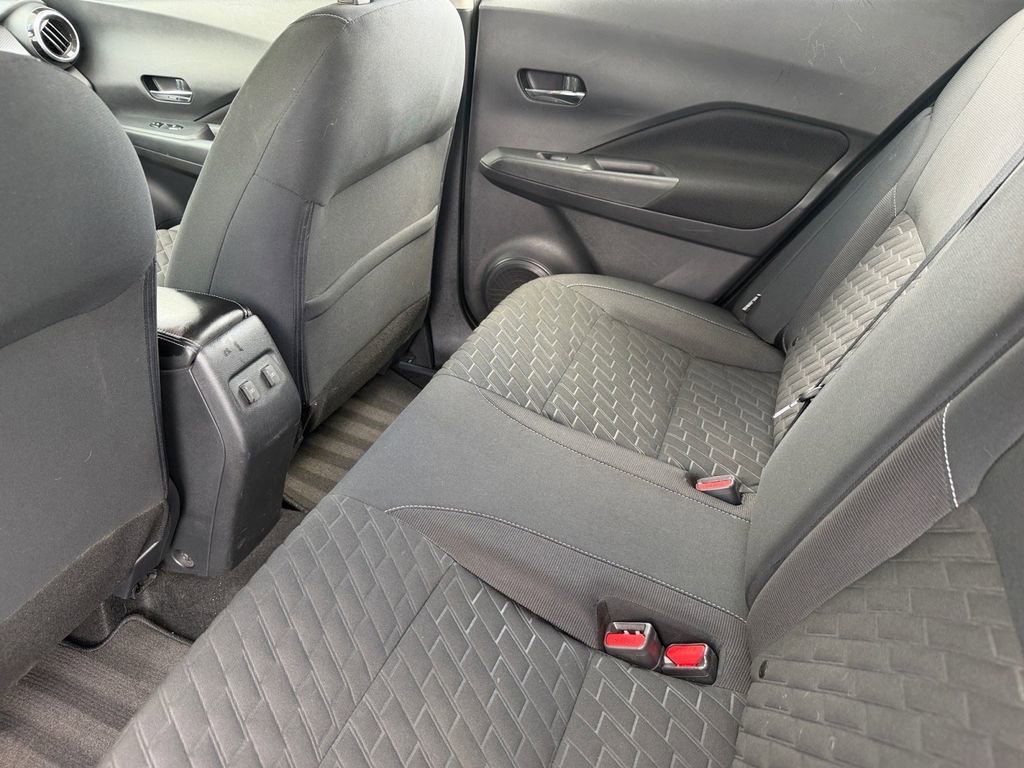 Used 2021 Nissan Kicks SV FWD image 15