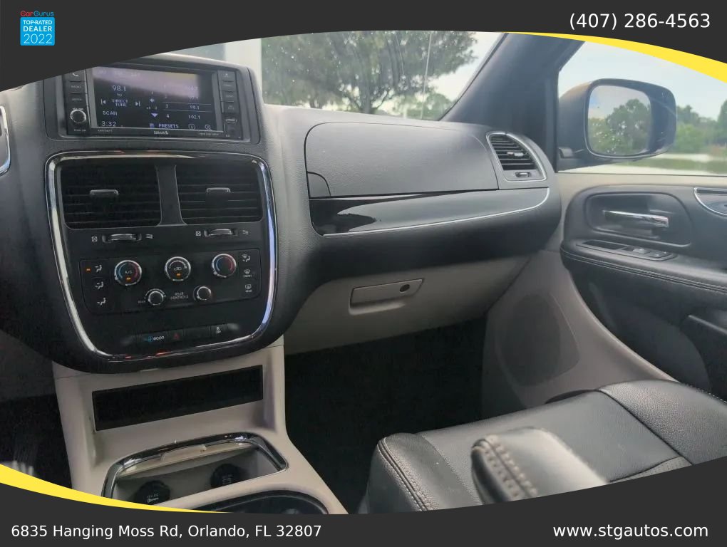 Used 2020 Dodge Grand Caravan SXT FWD image 21