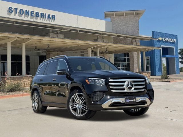 Used 2025 Mercedes-Benz GLS 450 4MATIC image 2