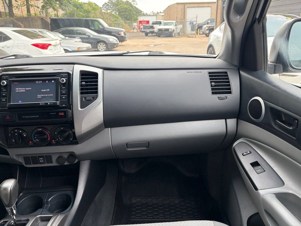 Used 2015 Toyota Tacoma 4x4 Double Cab w/ SR5 Package image 22