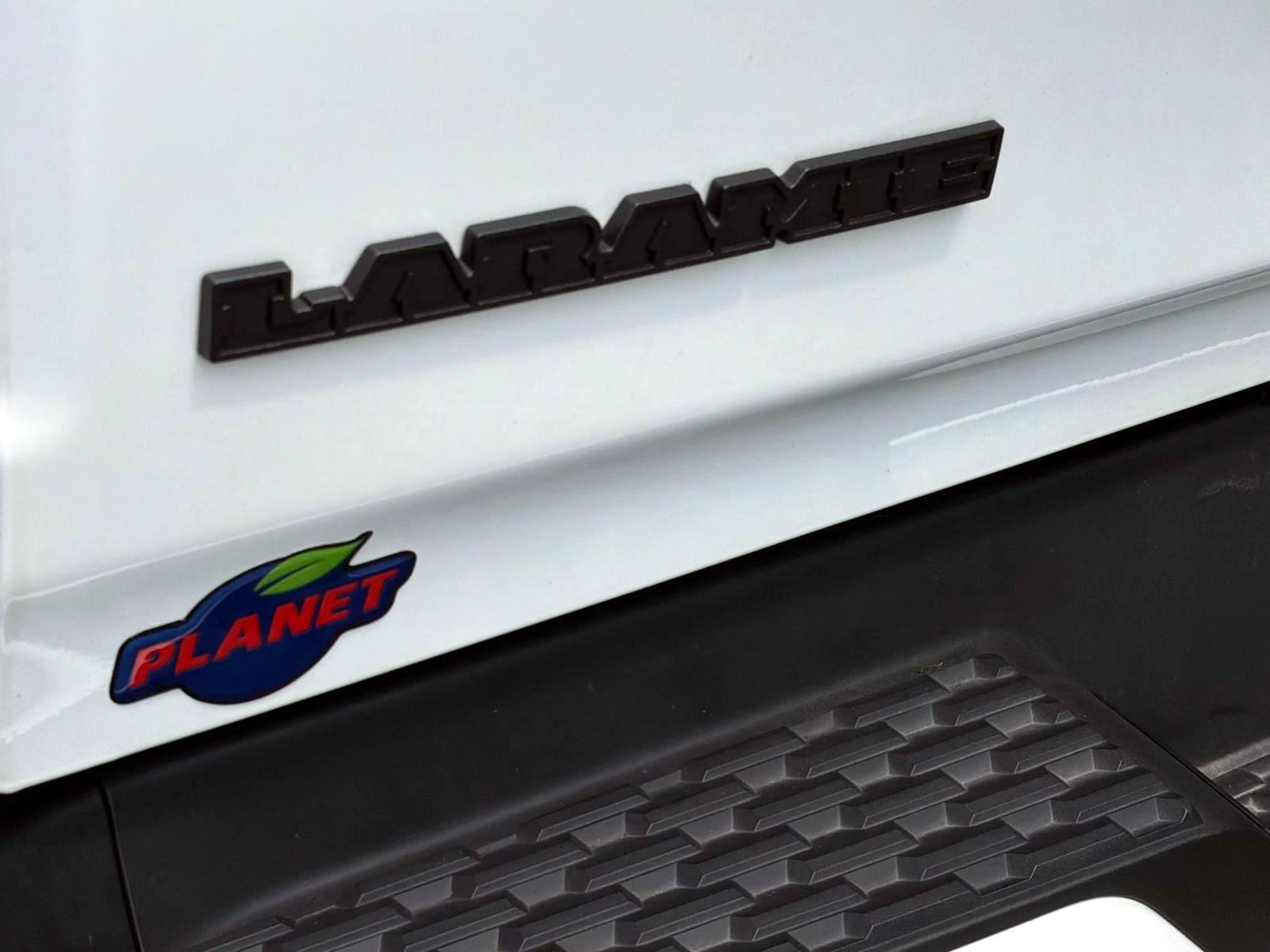 Used 2025 RAM 1500 Laramie w/ Night Edition AWD/4WD image 7