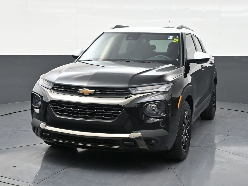 Used 2023 Chevrolet TrailBlazer ACTIV w/ Sun and Liftgate Package image 8