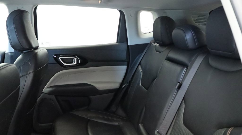 Certified 2022 Jeep Compass Limited image 22
