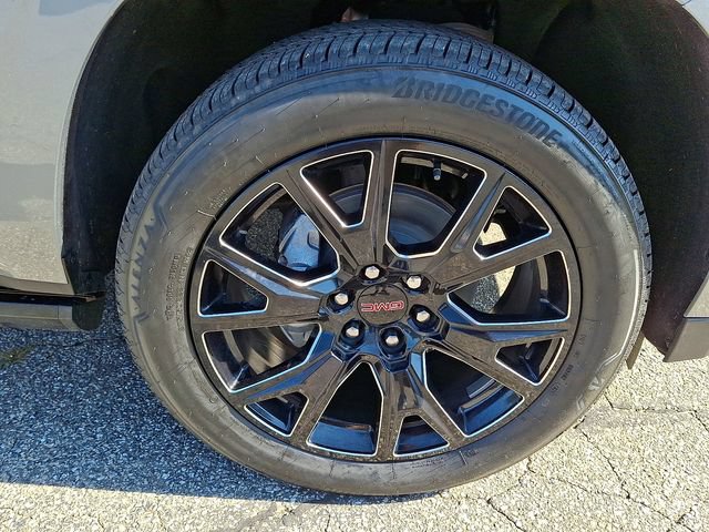Certified 2023 GMC Yukon Denali AWD/4WD image 8