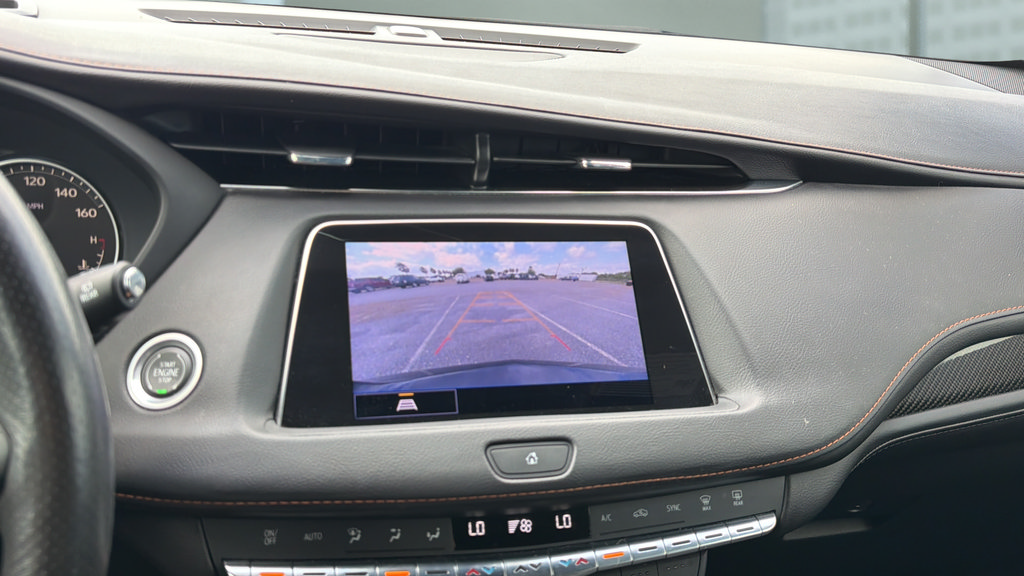 Used 2023 Cadillac XT4 Sport FWD image 26
