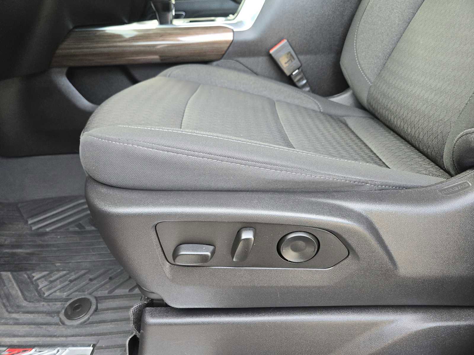 Certified 2024 Chevrolet Silverado 1500 RST image 23