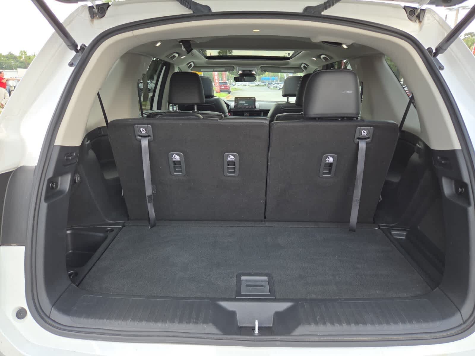 Used 2025 Honda Pilot Elite image 7