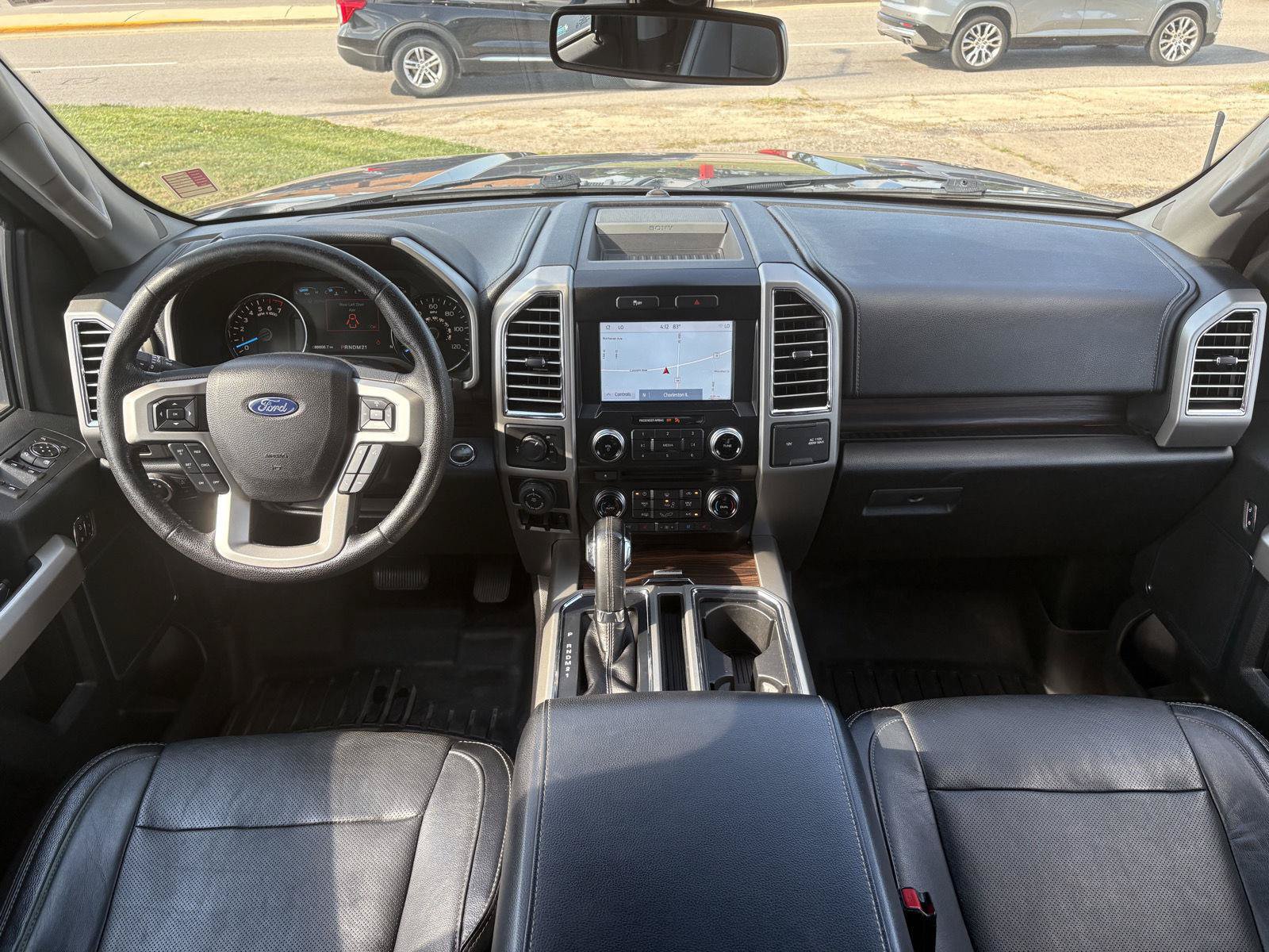 Used 2016 Ford F150 Lariat w/ Equipment Group 502A Luxury AWD/4WD image 12