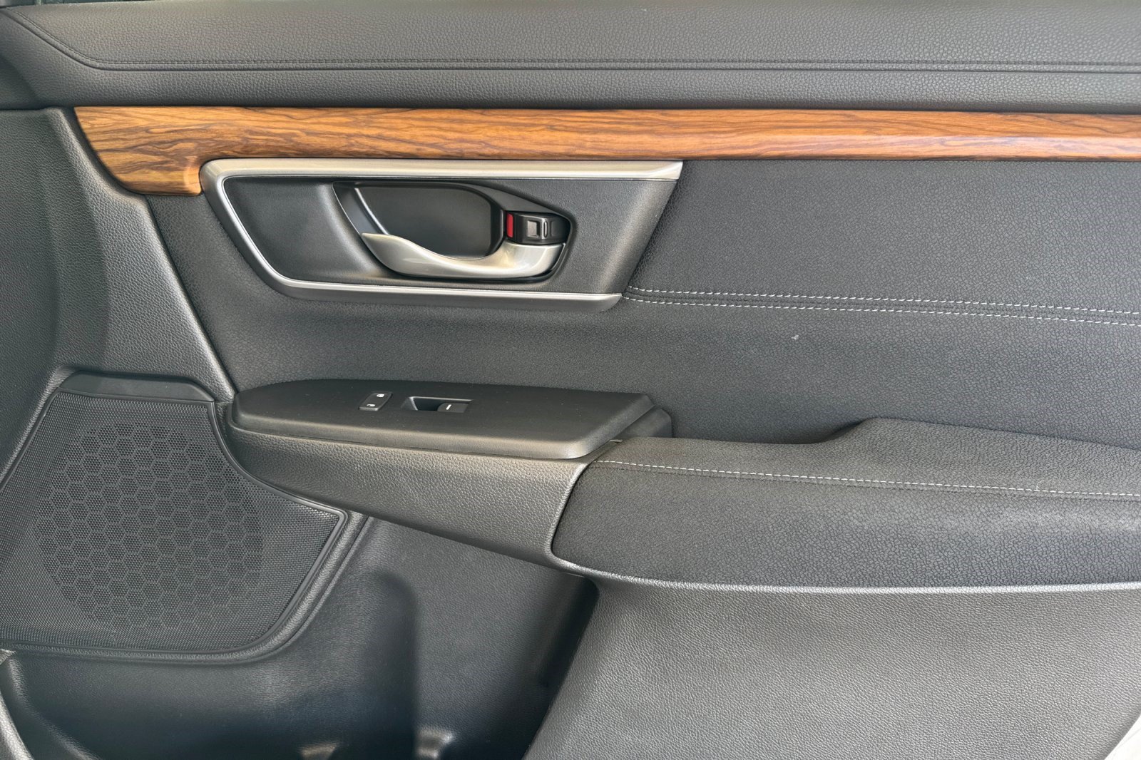 Used 2019 Honda CR-V EX image 22