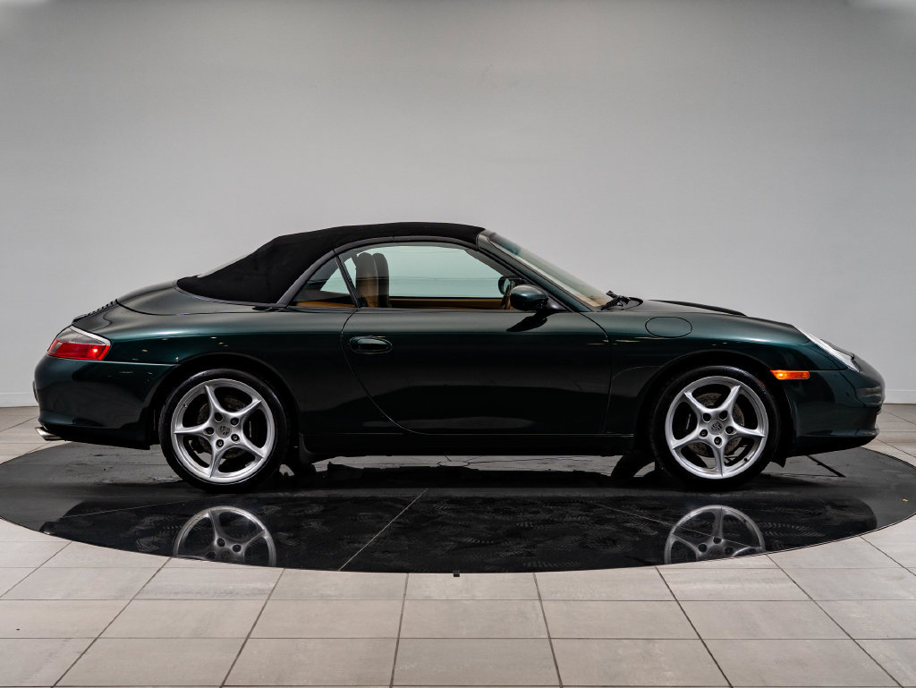 Used 2003 Porsche 911 Carrera RWD image 9