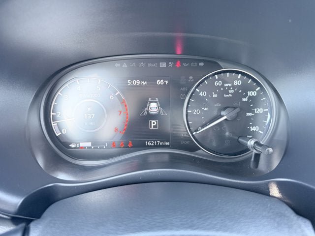 Certified 2021 Nissan Kicks SR w/ Interior Electronics Package image 10