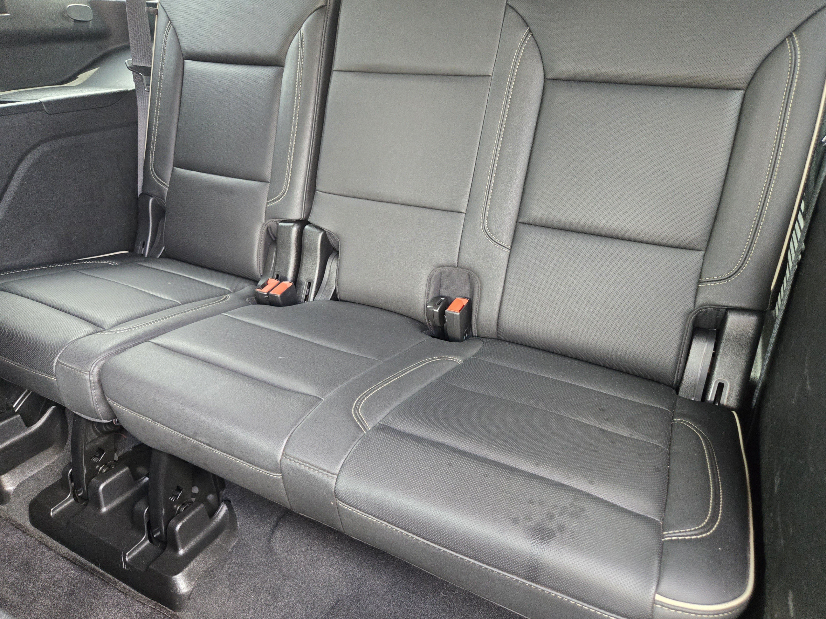 Used 2021 GMC Yukon SLT w/ SLT Luxury Plus Package AWD/4WD image 24