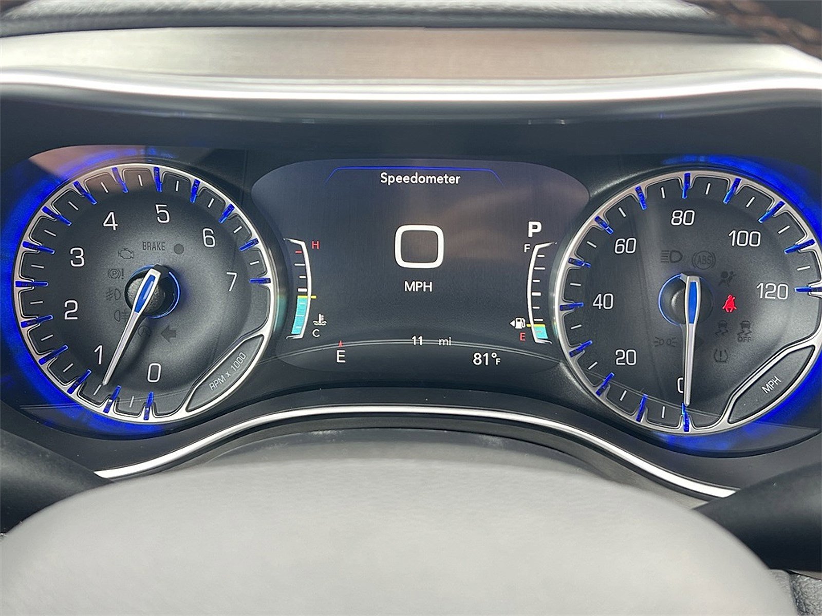 New 2026 Chrysler Pacifica Pinnacle image 11