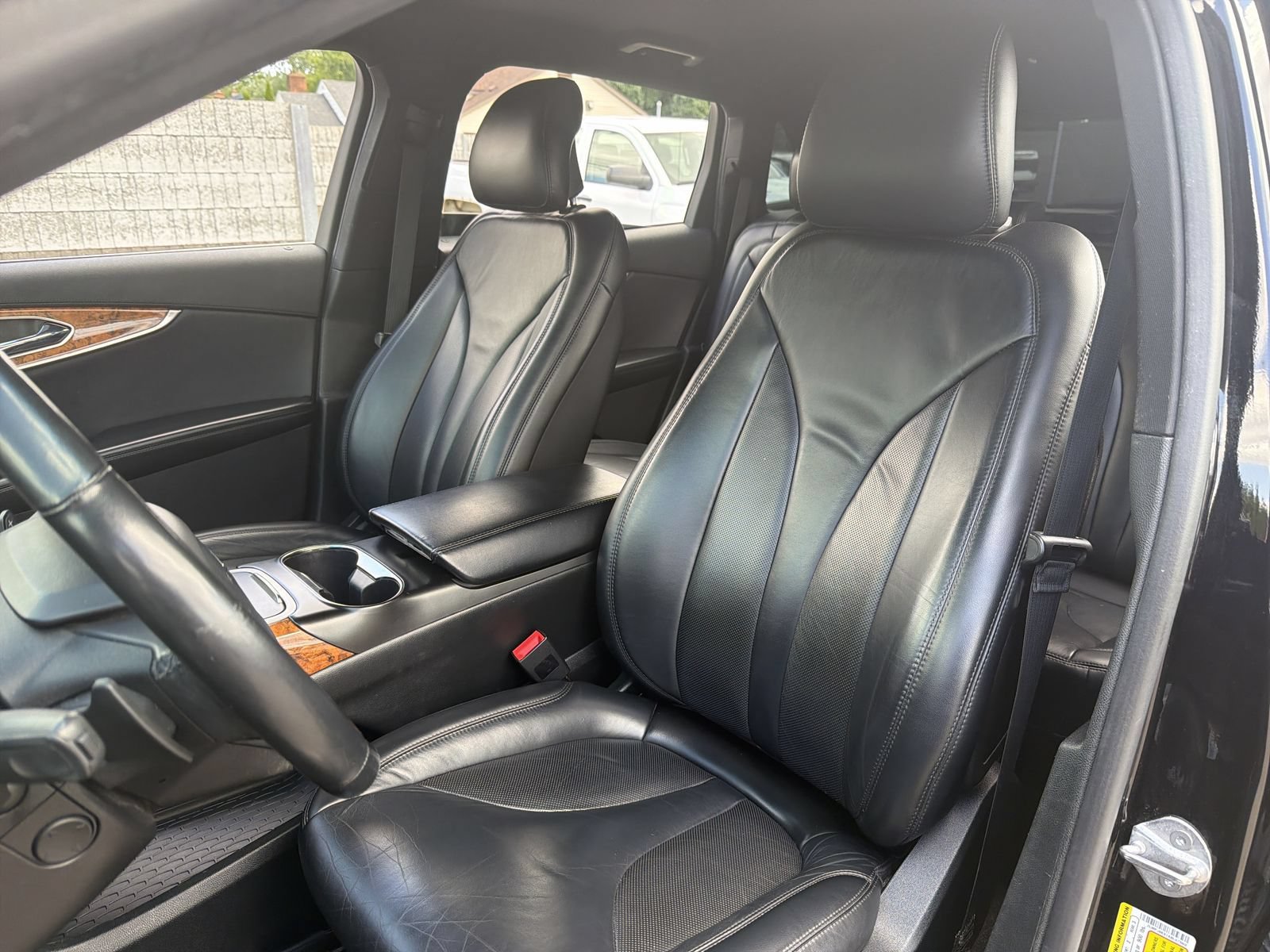 Used 2019 Lincoln Nautilus Select AWD/4WD image 18