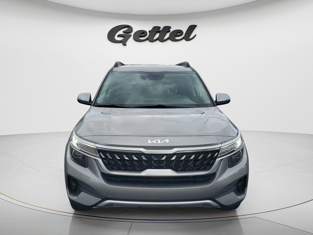 Used 2023 Kia Seltos Nightfall Edition AWD/4WD image 4
