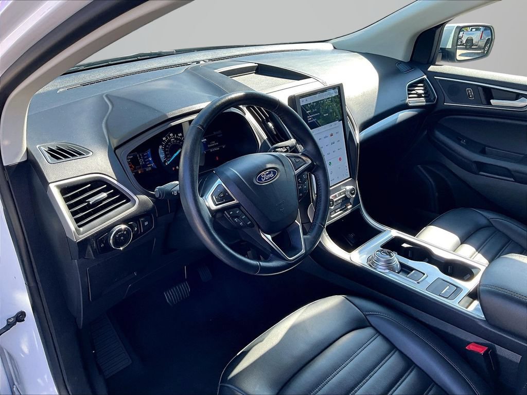 Used 2024 Ford Edge SEL AWD/4WD image 15