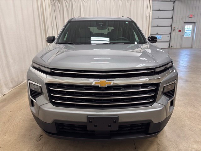 Used 2026 Chevrolet Traverse LT w/ Driver Confidence Package FWD image 9