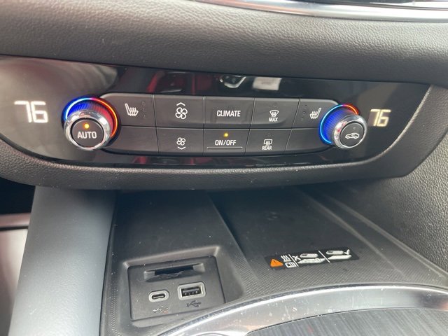 Used 2023 Buick Enclave Essence w/ Sport Touring Edition image 28