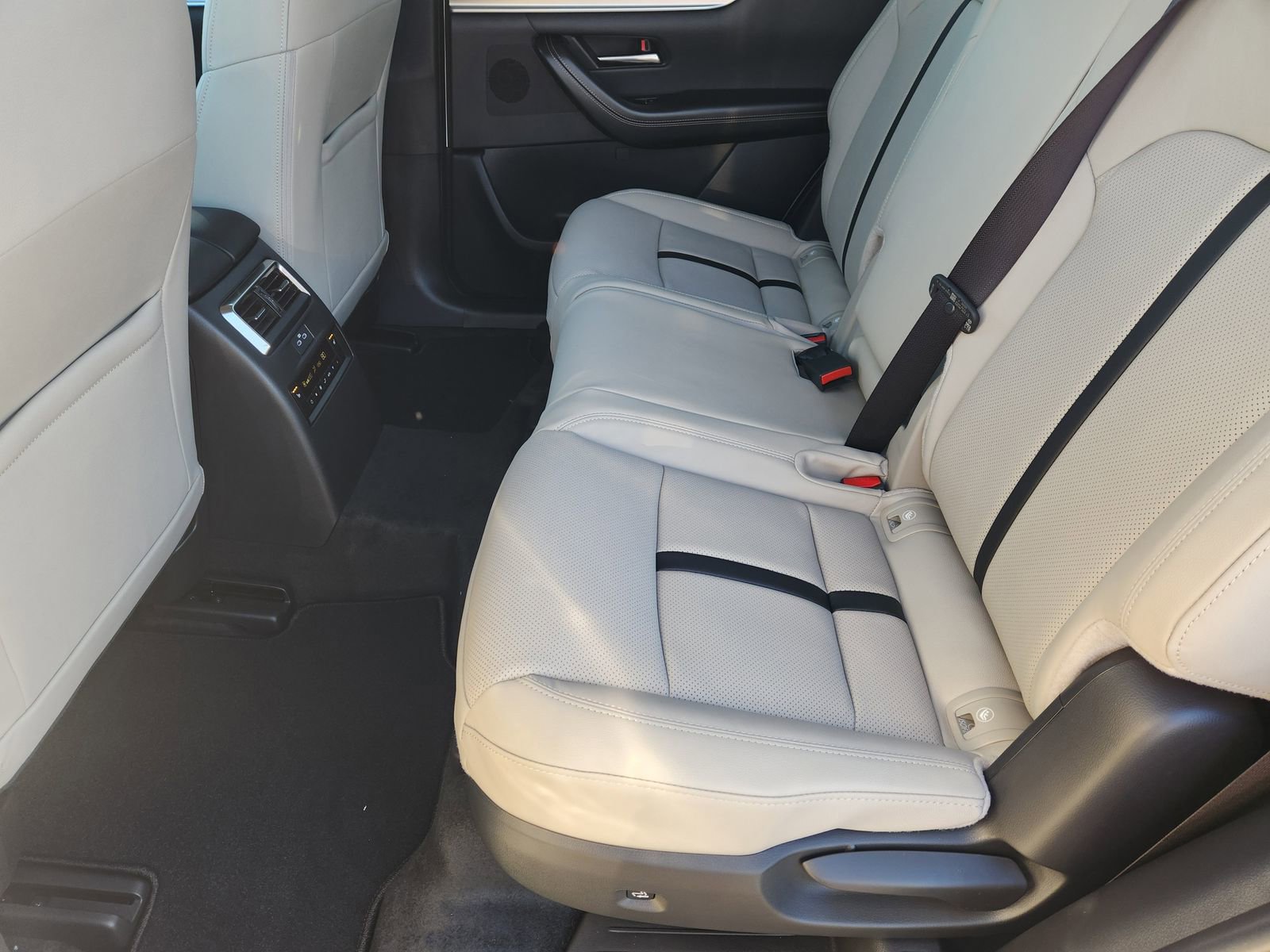 New 2026 MAZDA CX-90 3.3 Turbo w/ Preferred Package image 26