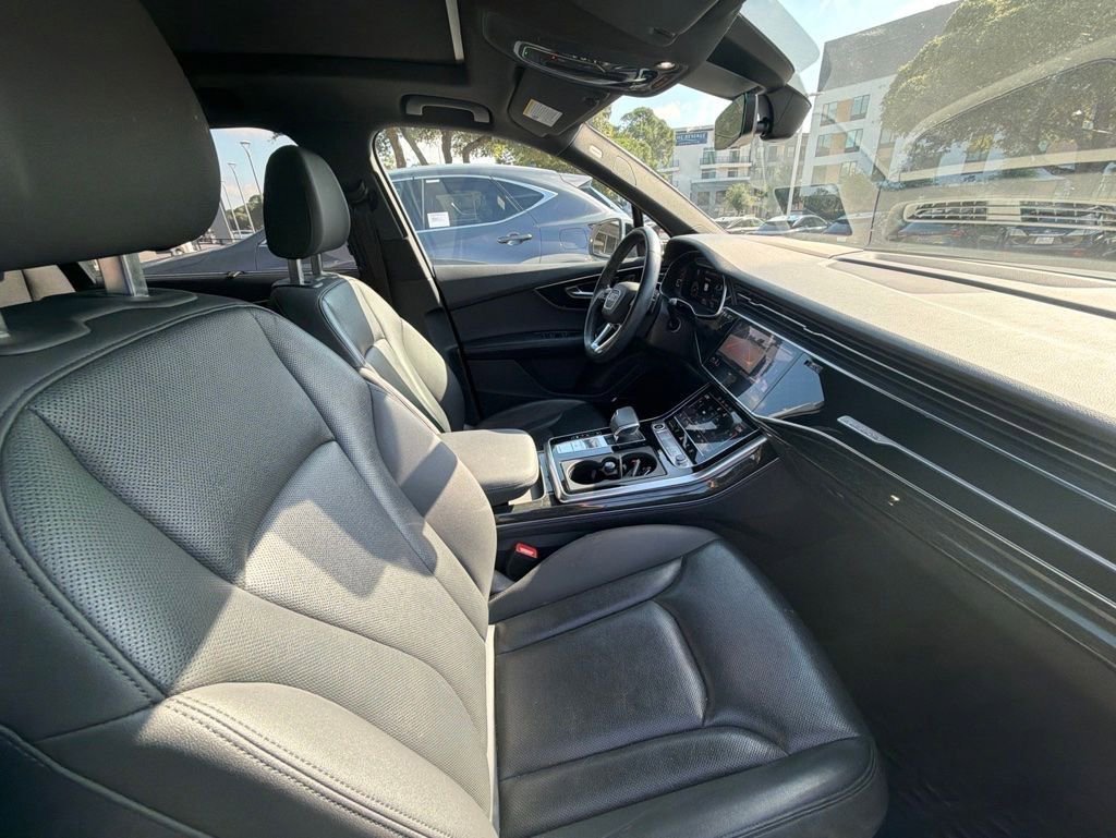 Used 2021 Audi Q7 3.0T Prestige AWD/4WD image 7