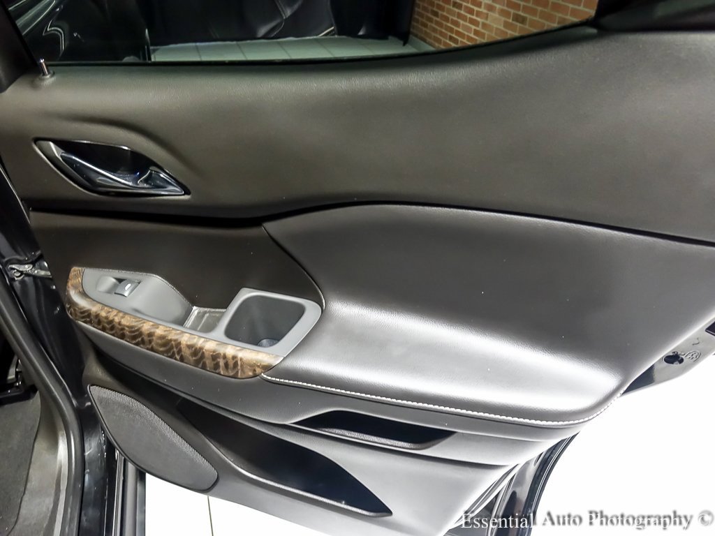 Certified 2023 GMC Acadia Denali w/ Denali Ultimate Package image 36