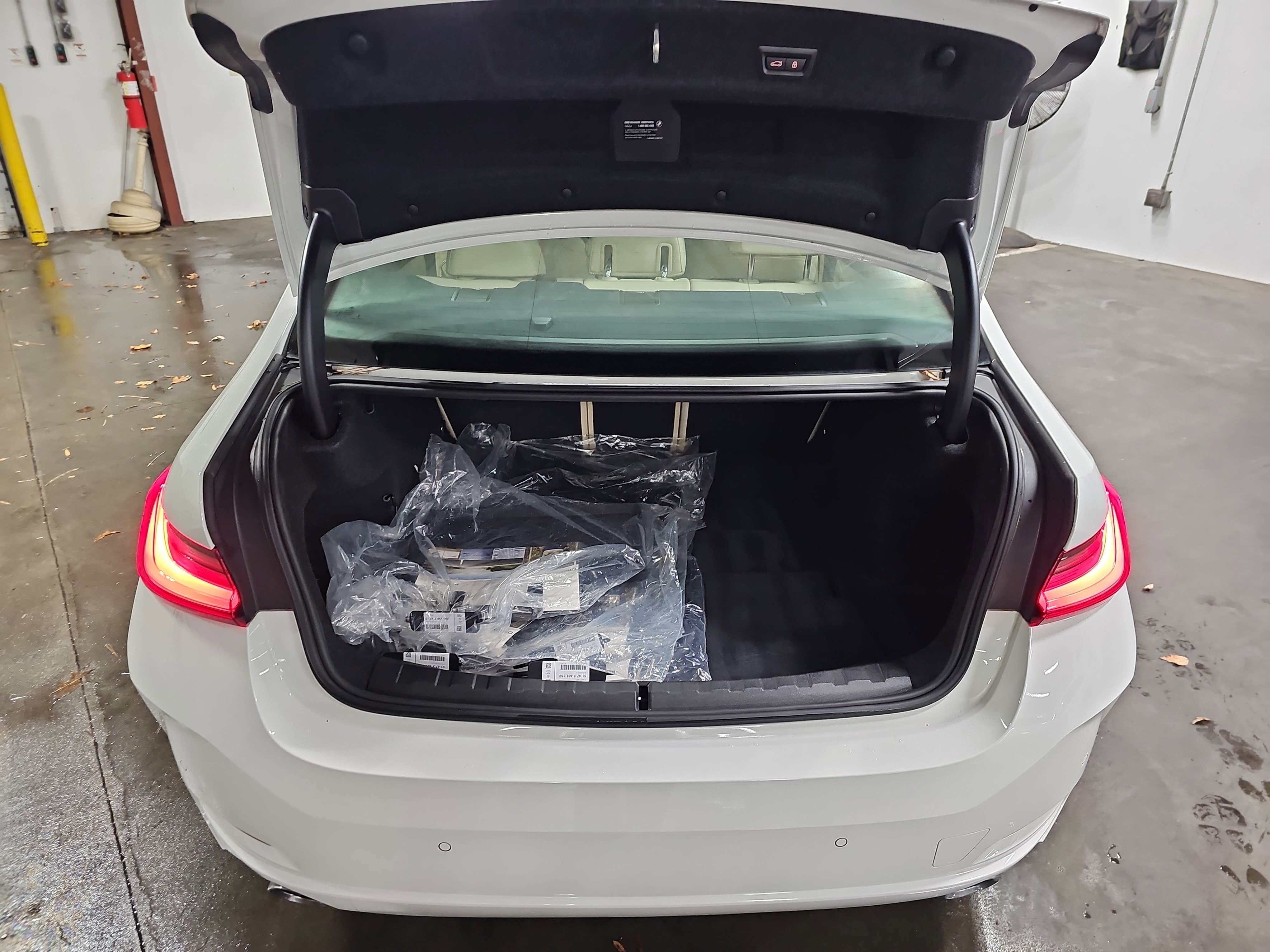 Certified 2025 BMW 330i Sedan w/ Premium Package image 13