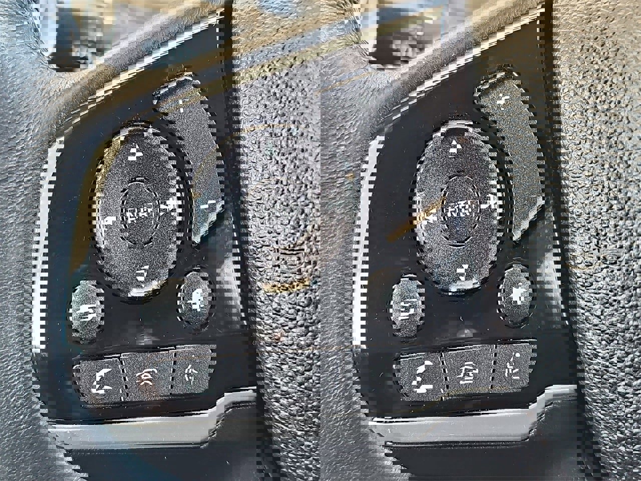 Used 2018 Honda Odyssey EX-L image 18