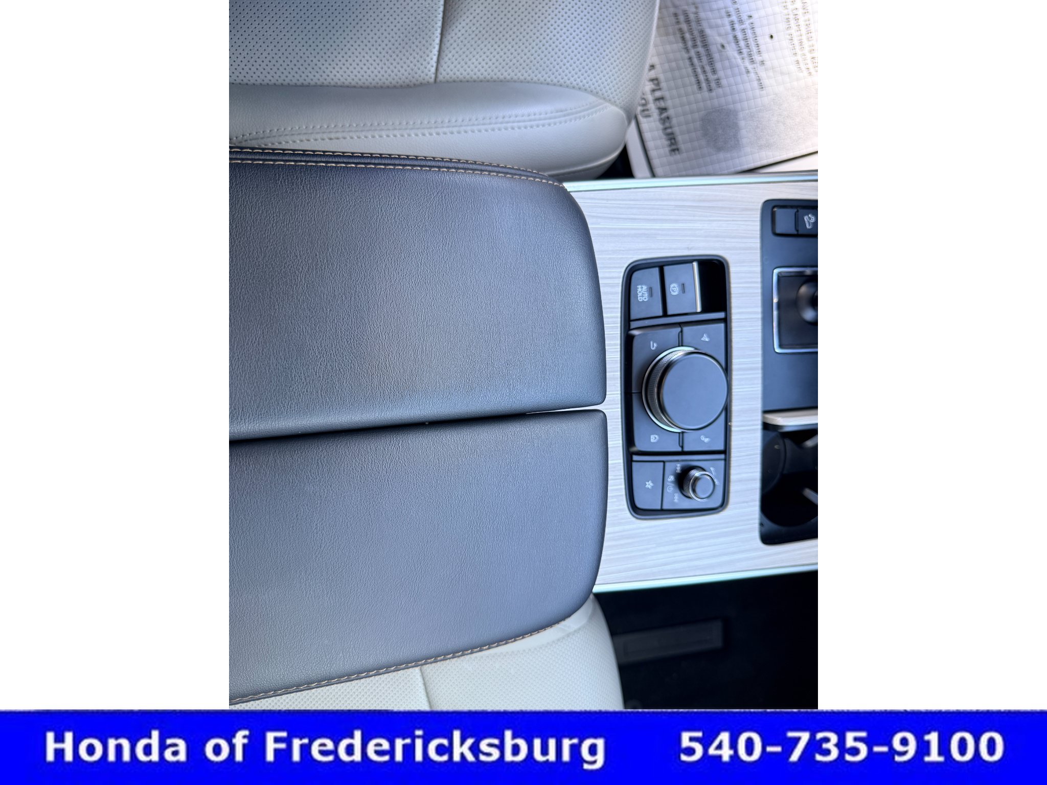Used 2024 MAZDA CX-90 Plug-In Hybrid w/ Preferred AWD/4WD image 30