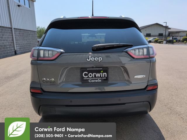 Used 2020 Jeep Cherokee Latitude Plus w/ Cold Weather Group AWD/4WD image 4