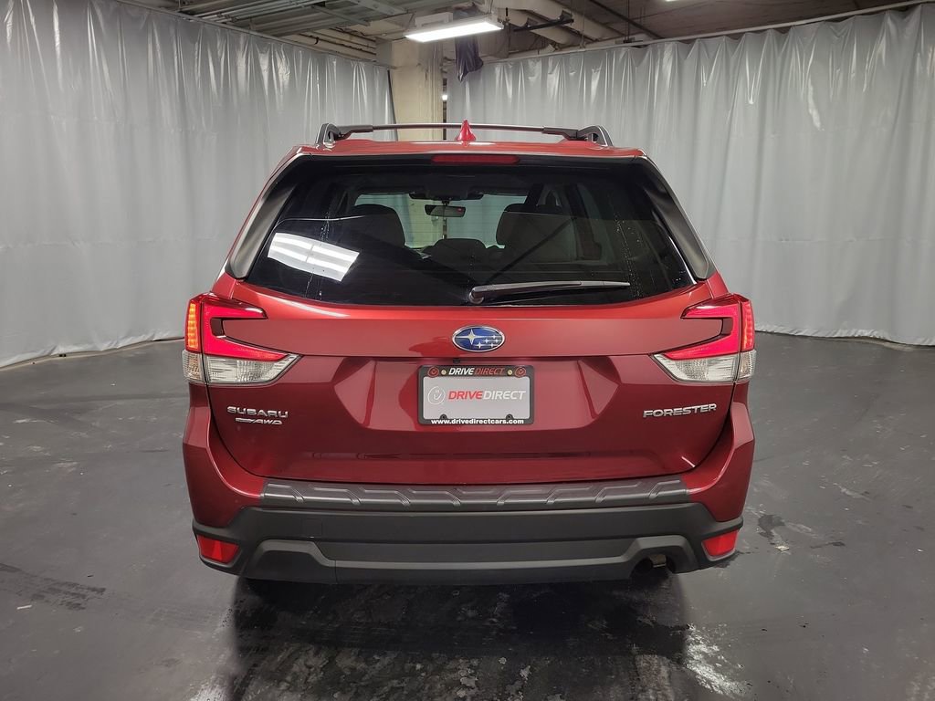 Used 2023 Subaru Forester Premium image 7