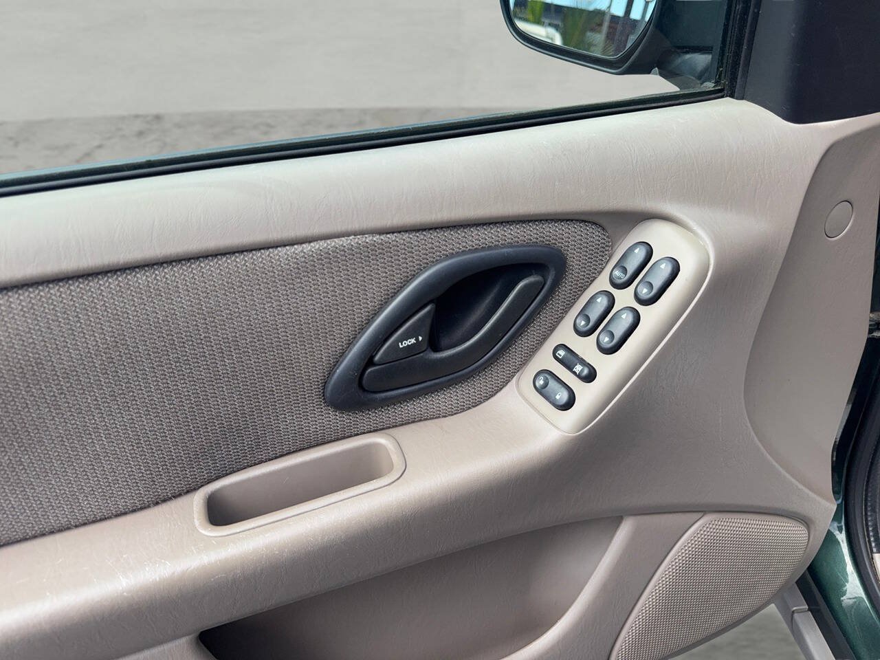 Used 2002 Ford Escape XLT FWD image 15