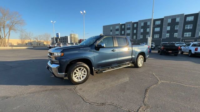 Used 2022 Chevrolet Silverado 1500 LT image 4