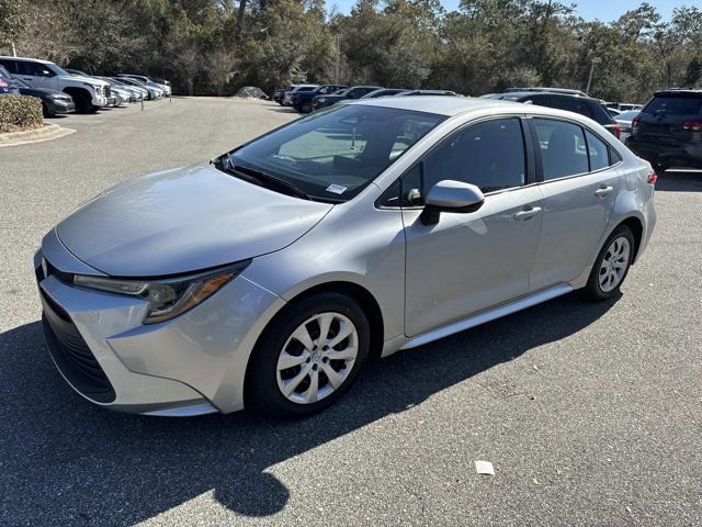 Used 2023 Toyota Corolla LE image 5