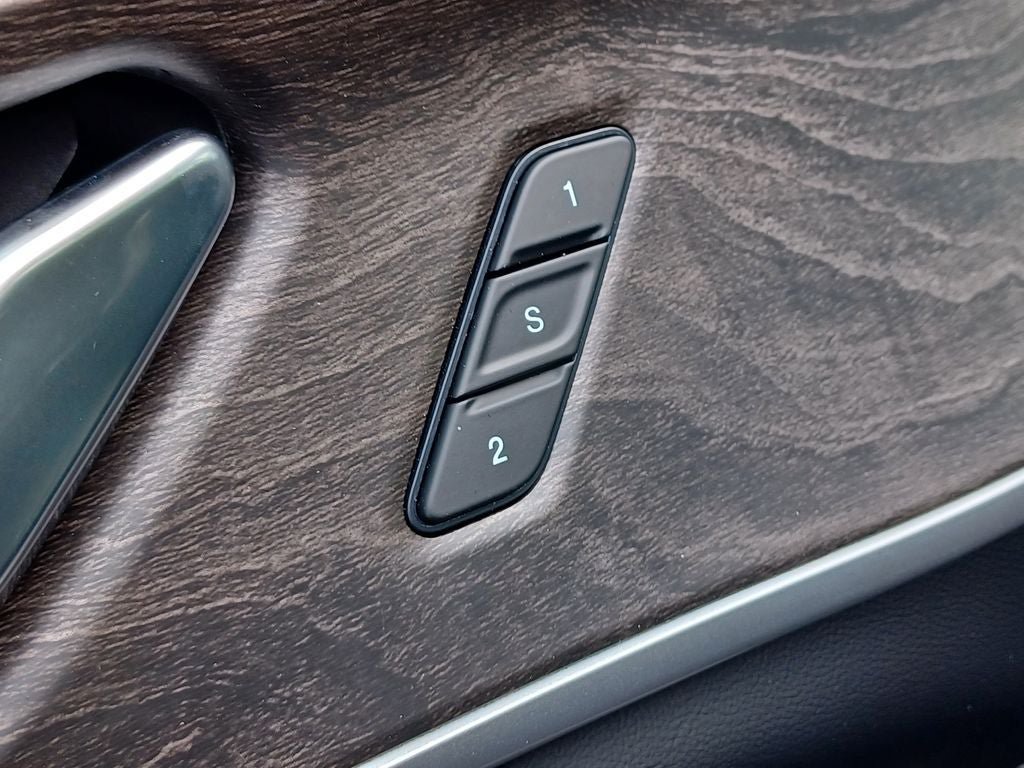 New 2026 Jeep Grand Cherokee Limited AWD/4WD image 9