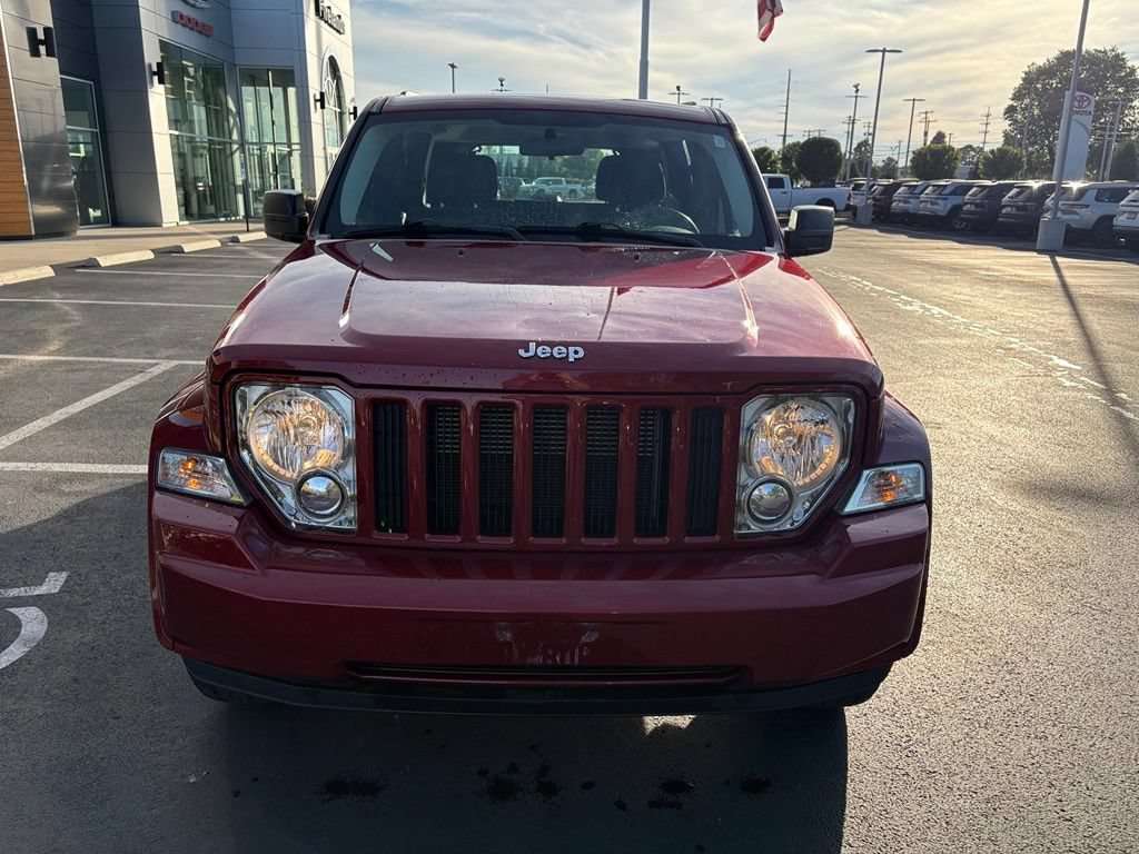 Used 2012 Jeep Liberty Sport AWD/4WD image 8