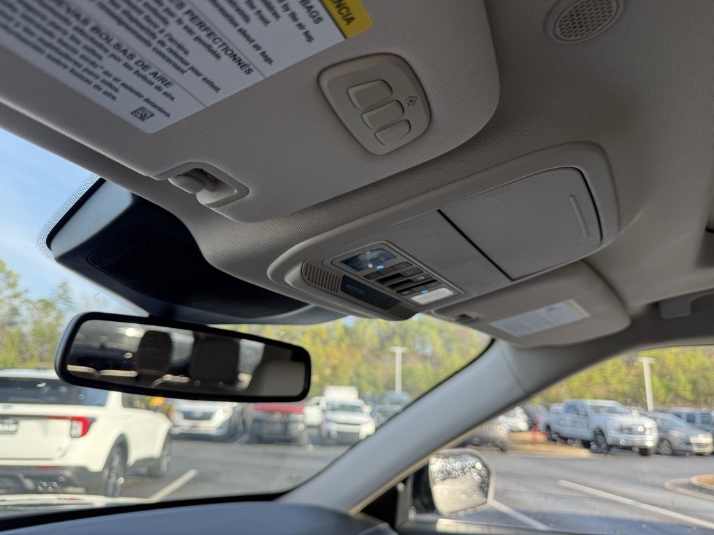 Used 2020 Ford Explorer Limited w/ Class III Trailer Tow Package image 21