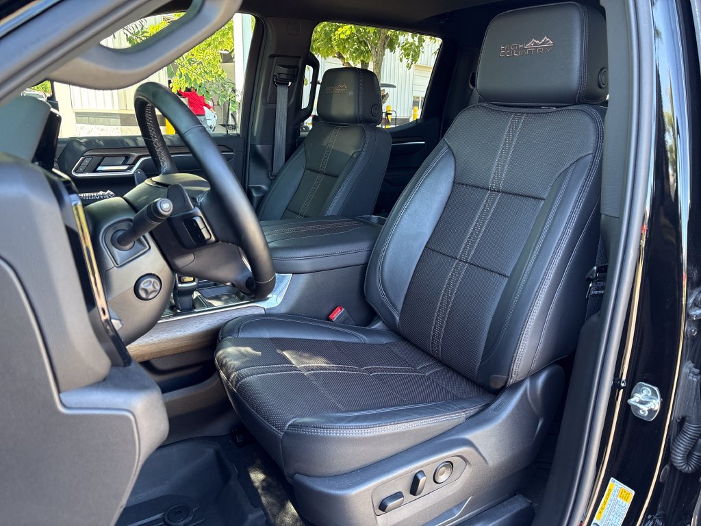 Certified 2026 Chevrolet Silverado 1500 High Country w/ High Country Premium Package AWD/4WD image 17
